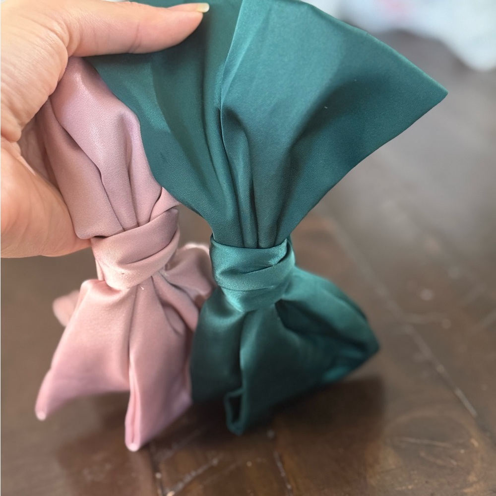 Claire's Pink and Green Hair Bows